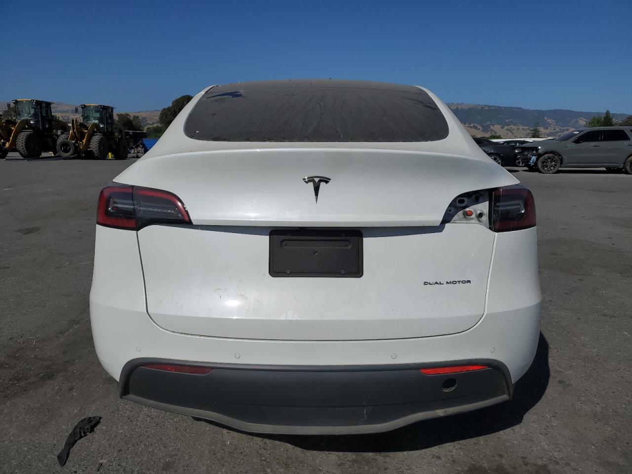 7SAYGDEE1NF551267 2022 Tesla Model Y