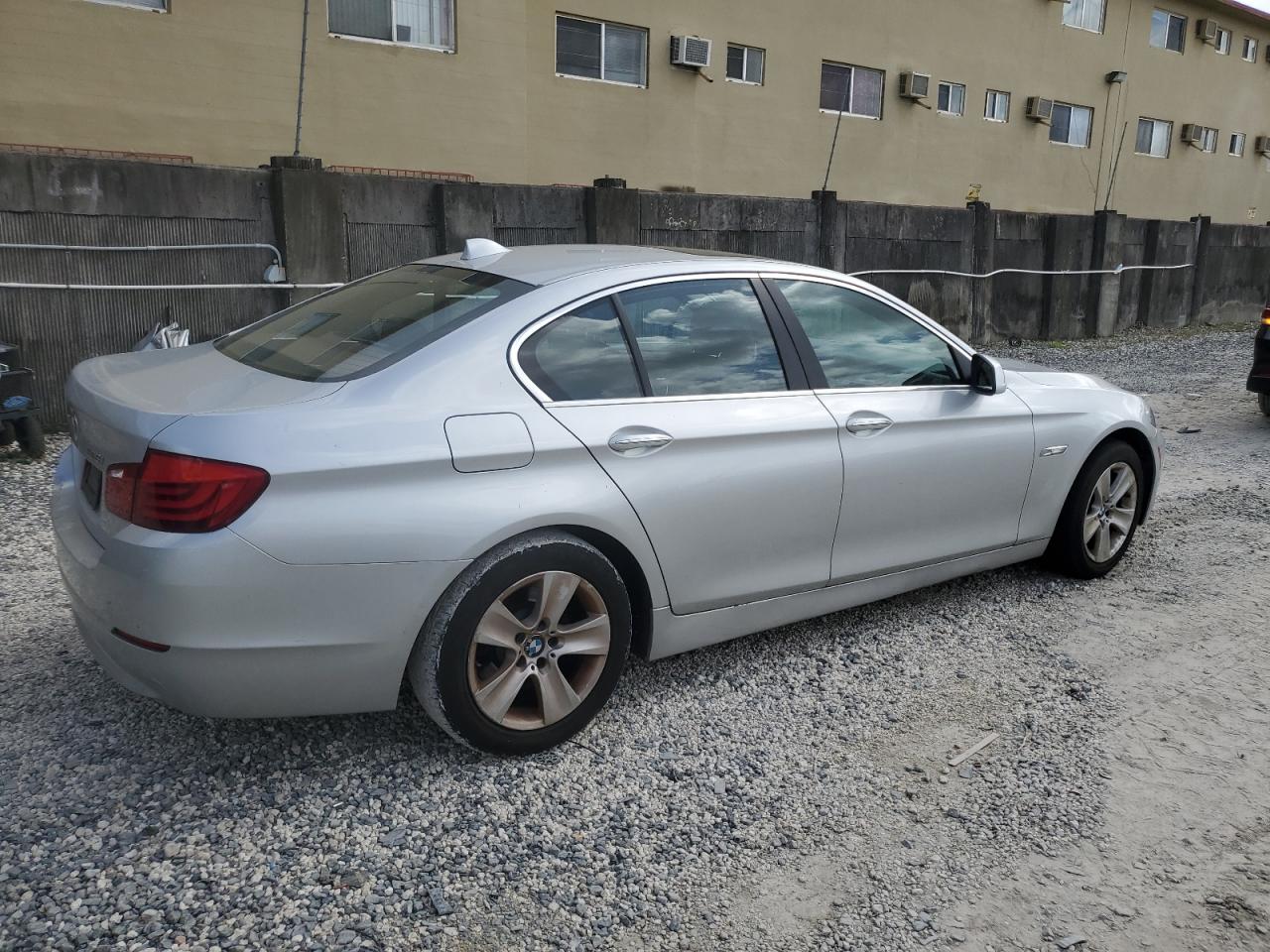 2013 BMW 528 Xi vin: WBAXH5C59DD113601