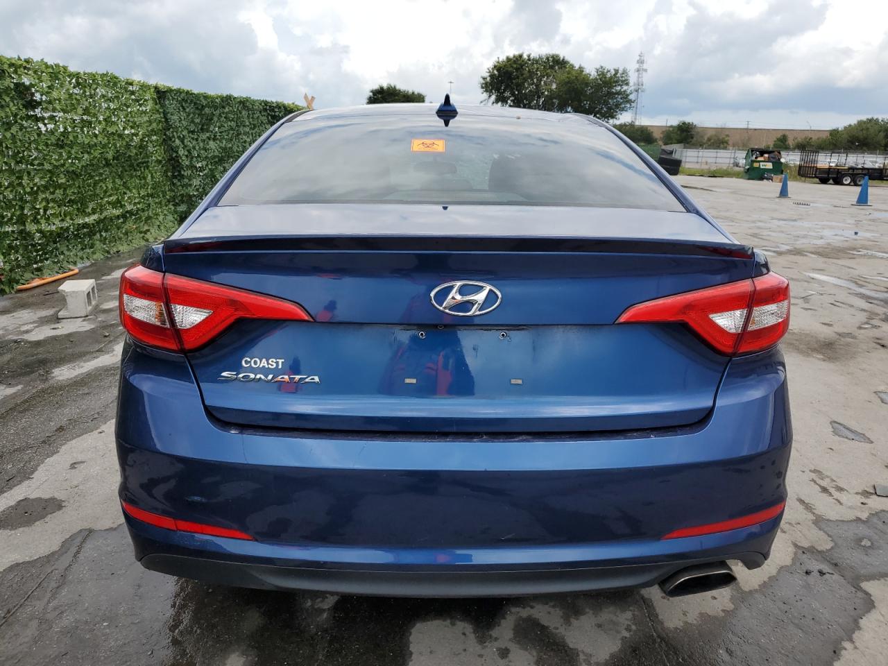 2017 Hyundai Sonata Se vin: 5NPE24AF6HH459266