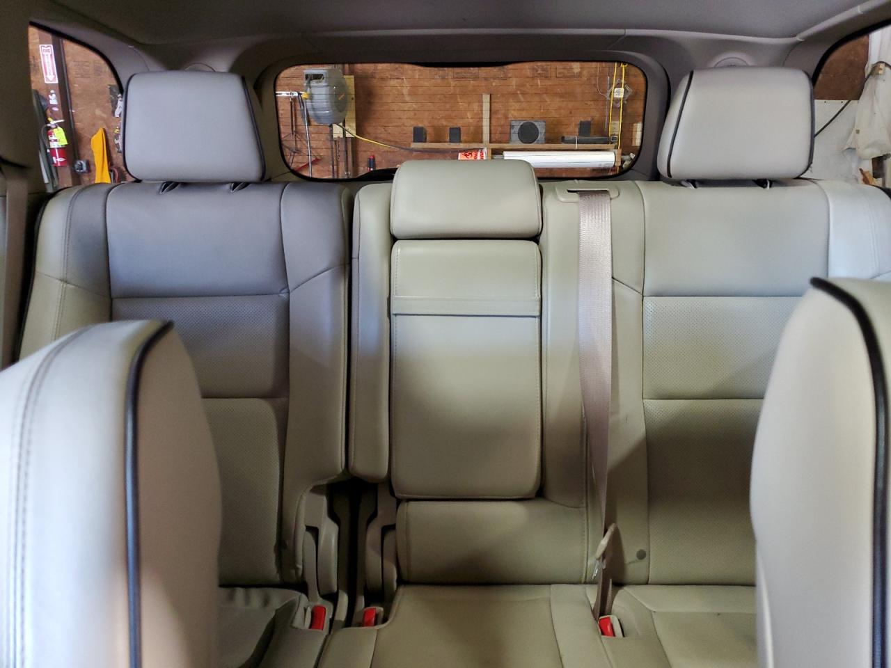 1C4RJFCG8HC751504 2017 Jeep Grand Cherokee Overland