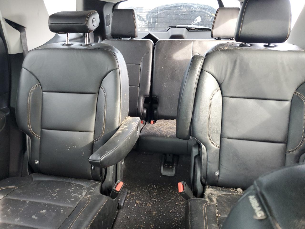 1GNERHKW9JJ106803 2018 Chevrolet Traverse Lt