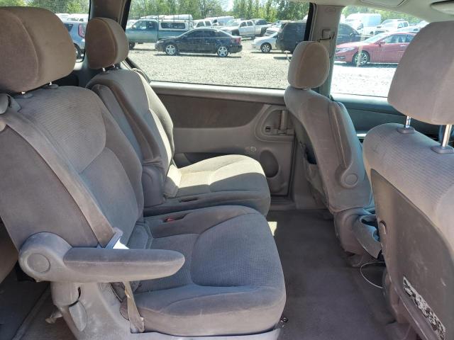 2004 Toyota Sienna Ce VIN: 5TDZA23C44S186053 Lot: 58981794