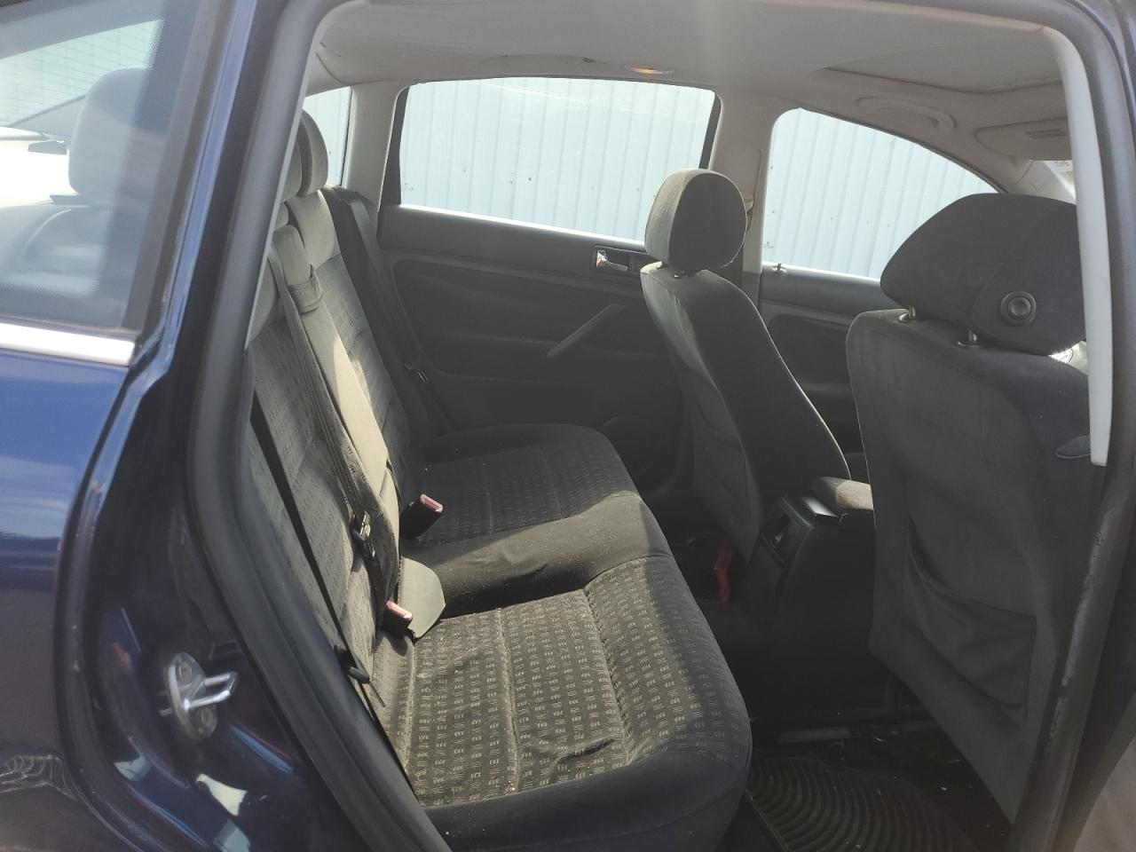 WVWPD63B22P305335 2002 Volkswagen Passat Gls