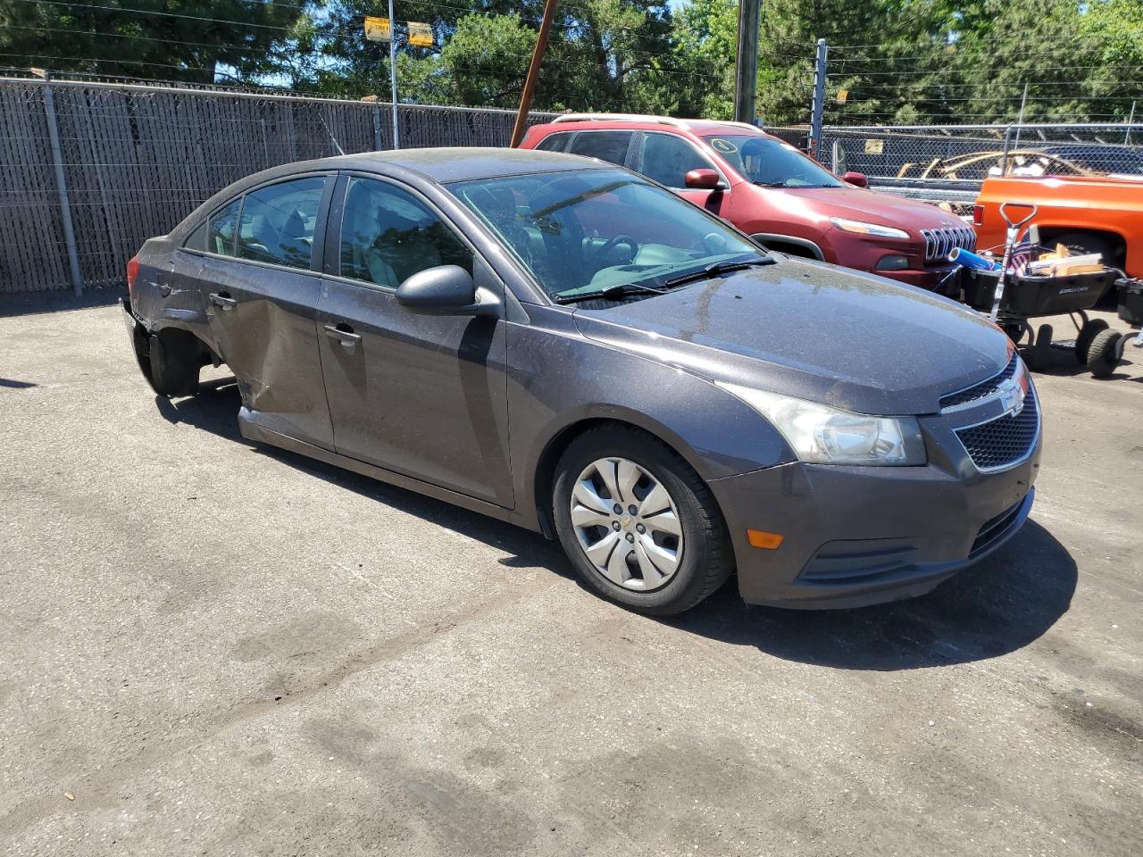 2014 Chevrolet Cruze Ls vin: 1G1PA5SH3E7183574