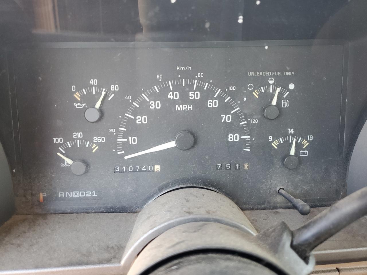 1GTDC14H9PZ546641 1993 GMC Sierra C1500