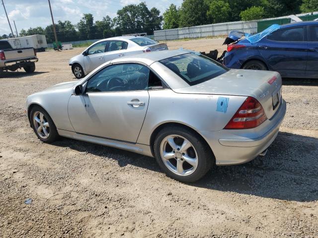 2001 Mercedes-Benz Slk 320 VIN: WDBKK65F21F218585 Lot: 60437624