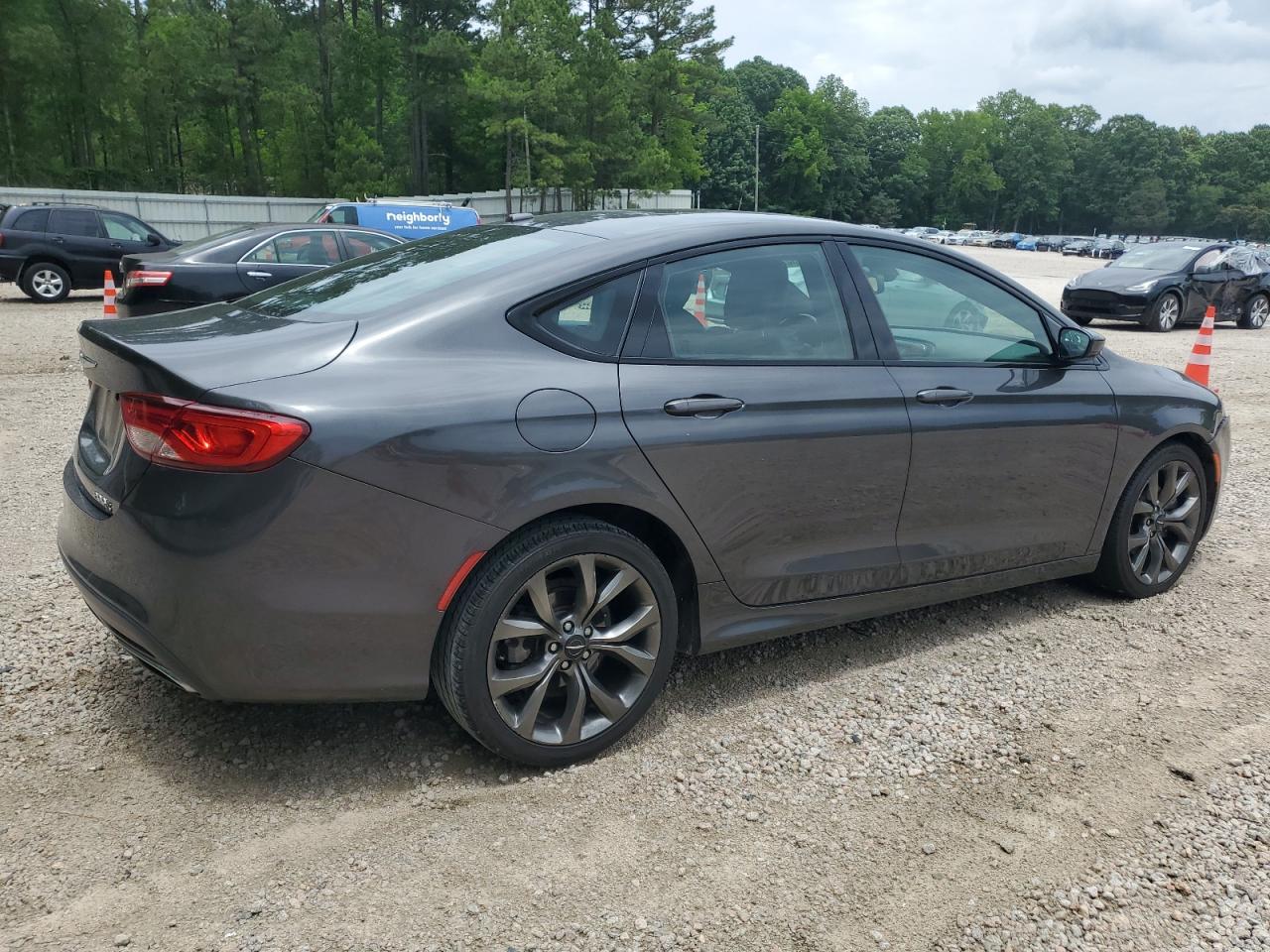 2015 Chrysler 200 S vin: 1C3CCCBG2FN662470