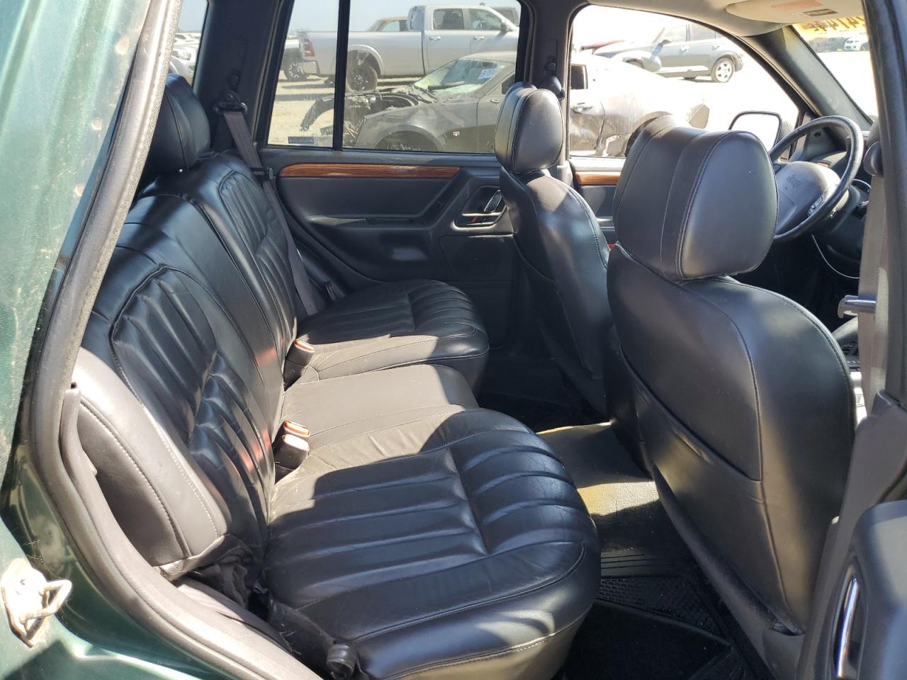 1J4GW68N3XC579021 1999 Jeep Grand Cherokee Limited