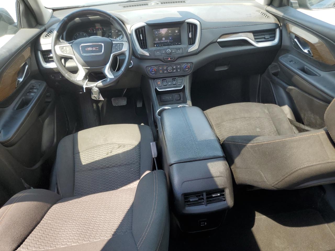 3GKALTEX6JL124057 2018 GMC Terrain Sle