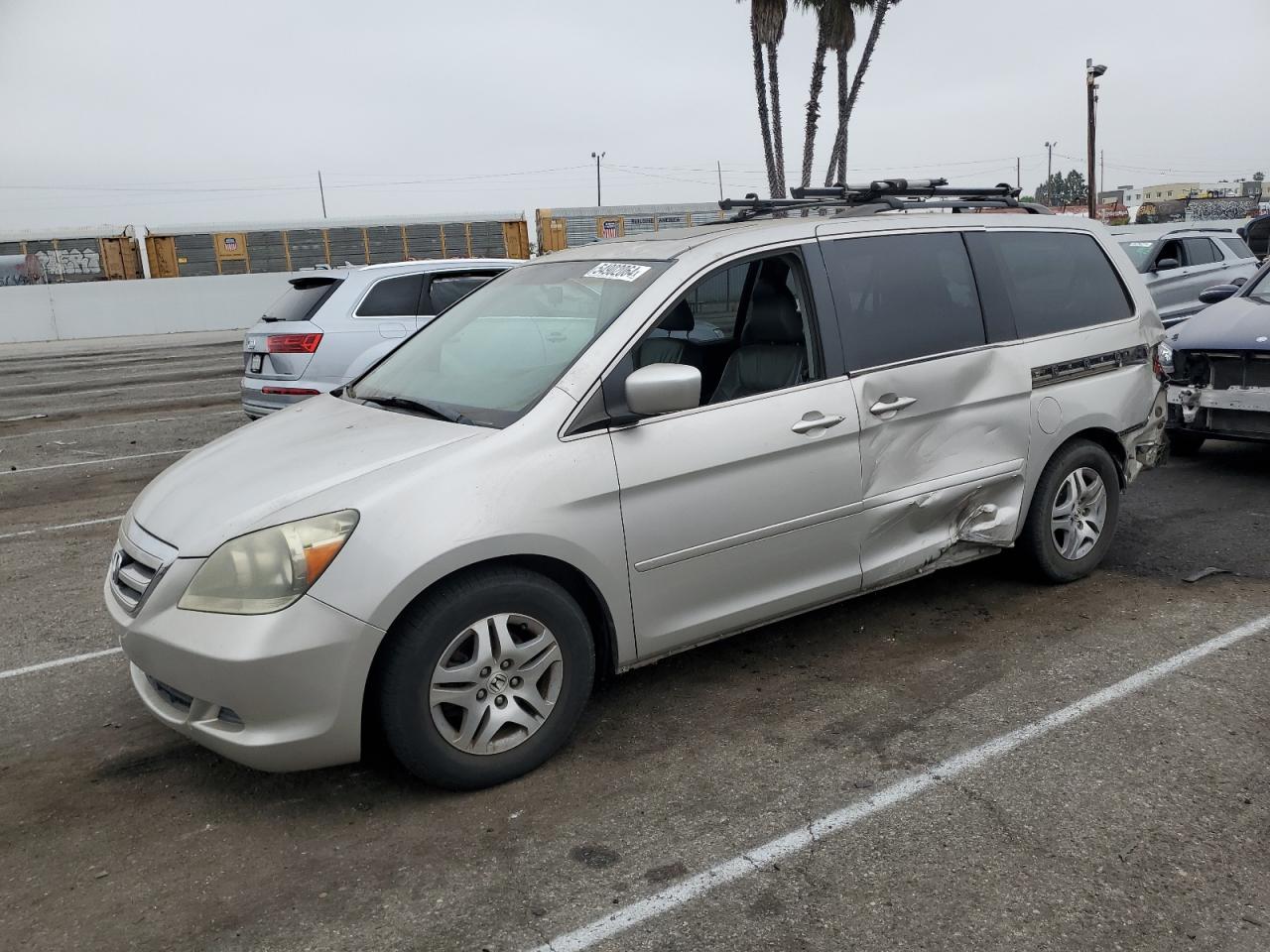 5FNRL38695B422592 2005 Honda Odyssey Exl