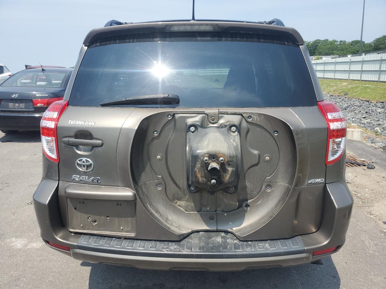 2T3BF4DV3CW205543 2012 Toyota Rav4