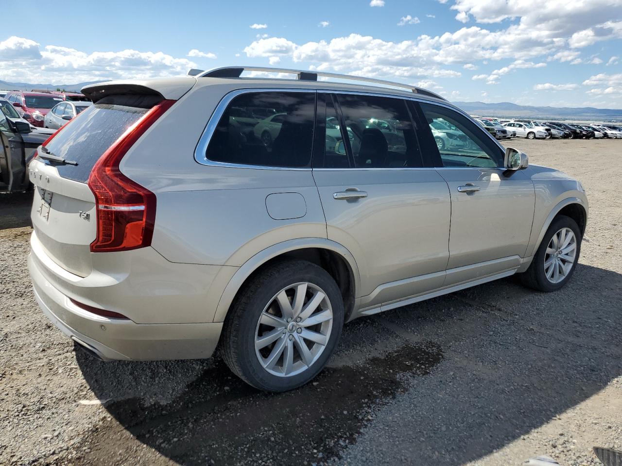 2016 Volvo Xc90 T6 vin: YV4A22PK8G1023464