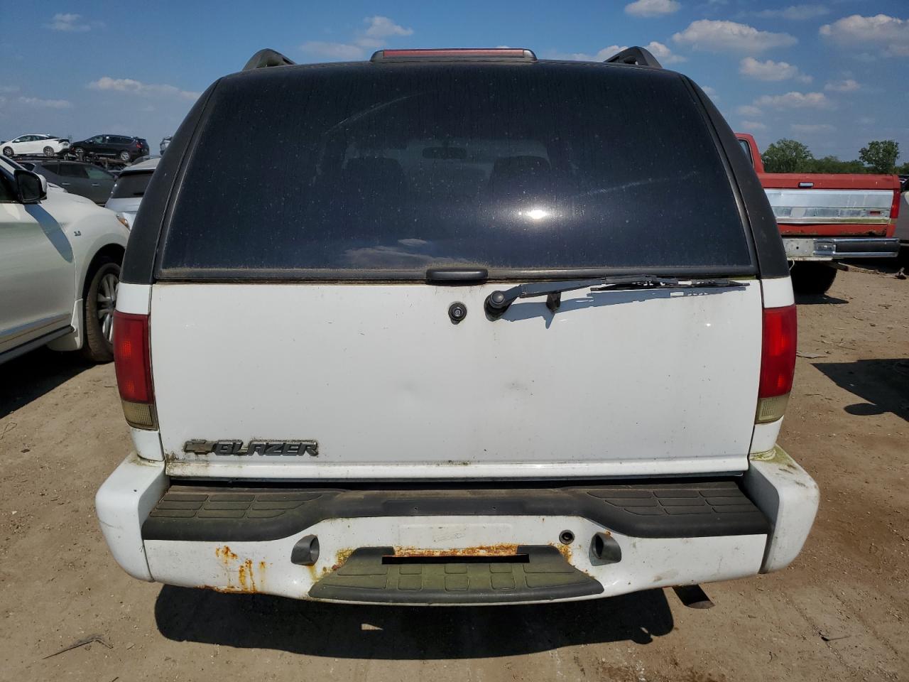 1GNCS13X04K117083 2004 Chevrolet Blazer