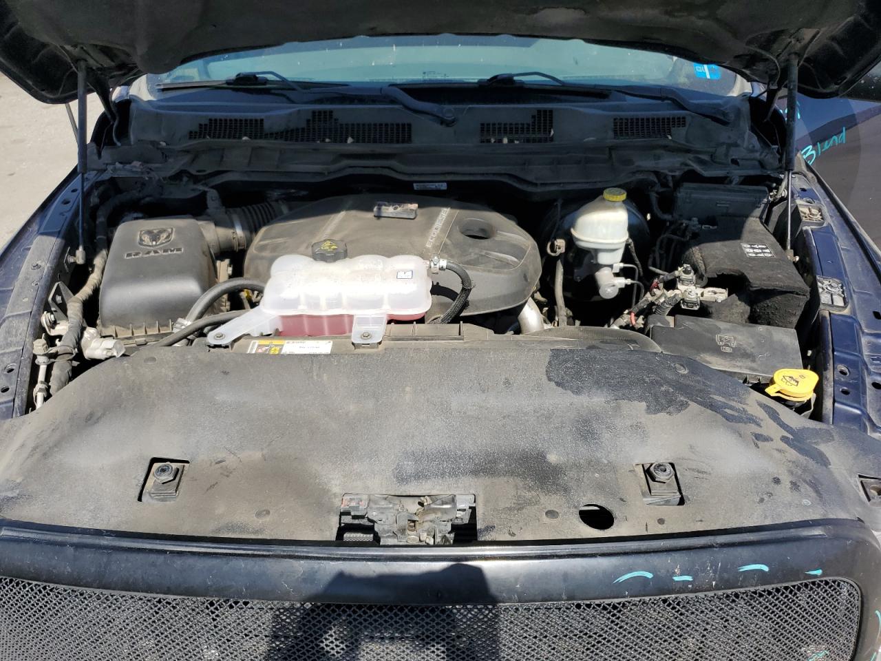 1C6RR7LM1FS609171 2015 Ram 1500 Slt