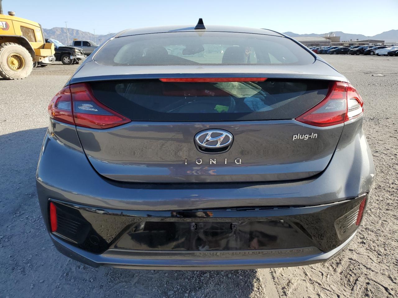 2019 Hyundai Ioniq vin: KMHC65LDXKU185124