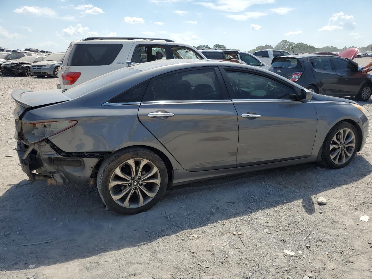 5NPEC4AB8DH745401 2013 Hyundai Sonata Se