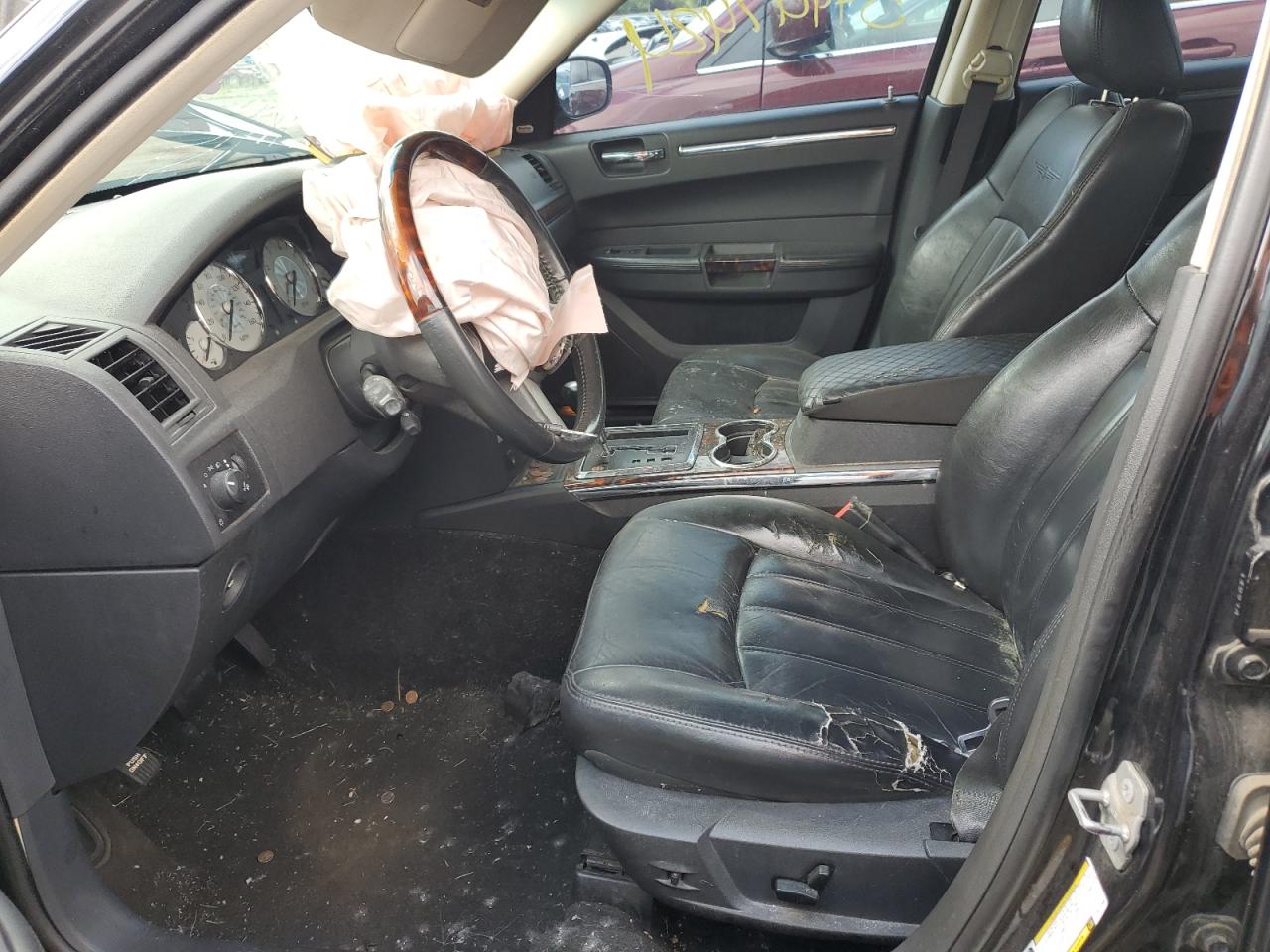 2C3CA6CT5AH114368 2010 Chrysler 300C