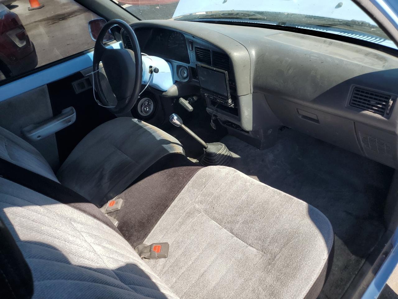 4TARN81A3NZ041848 1992 Toyota Pickup 1/2 Ton Short Wheelbase Stb