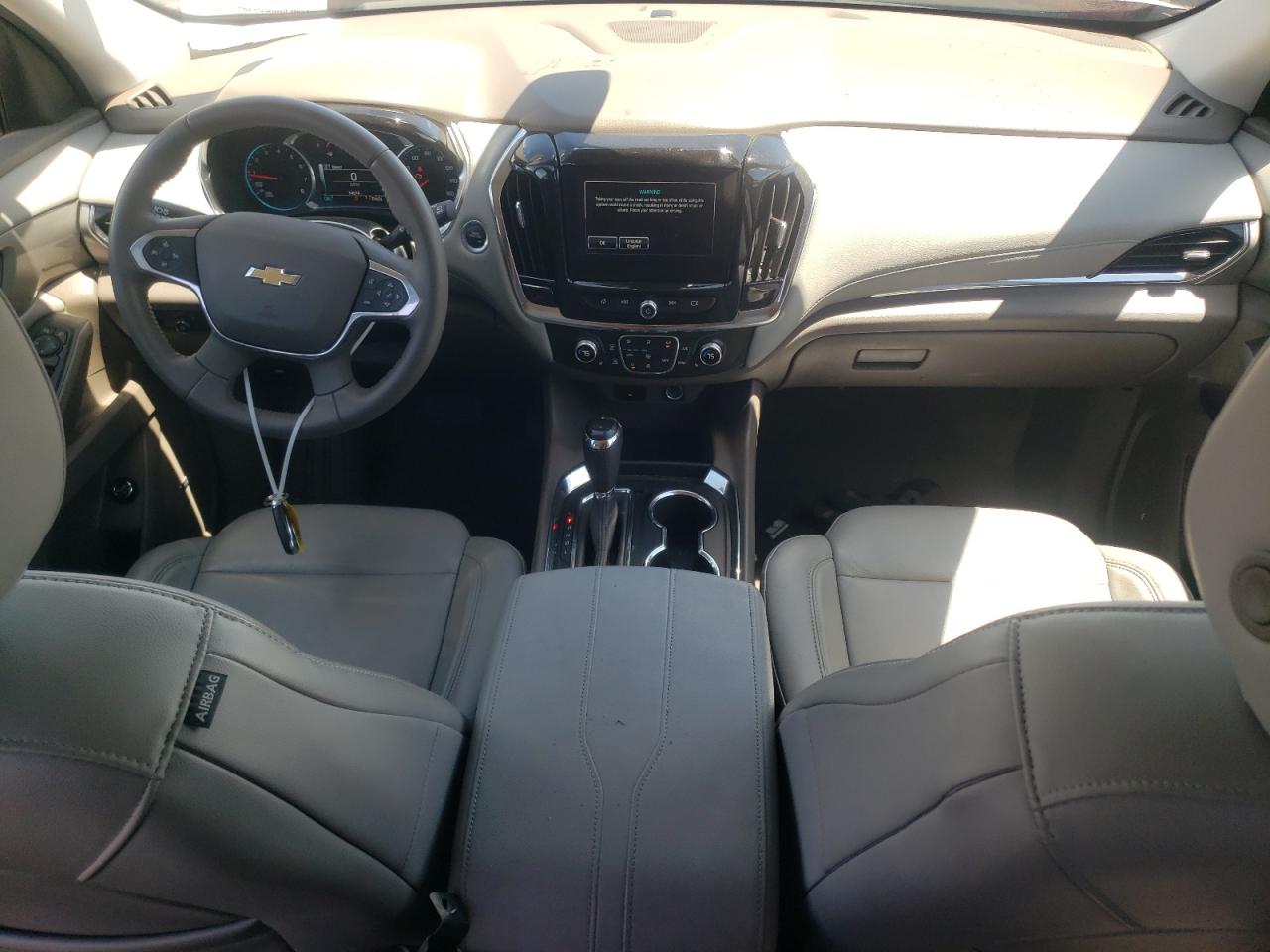 1GNEVHKW1JJ179515 2018 Chevrolet Traverse Lt