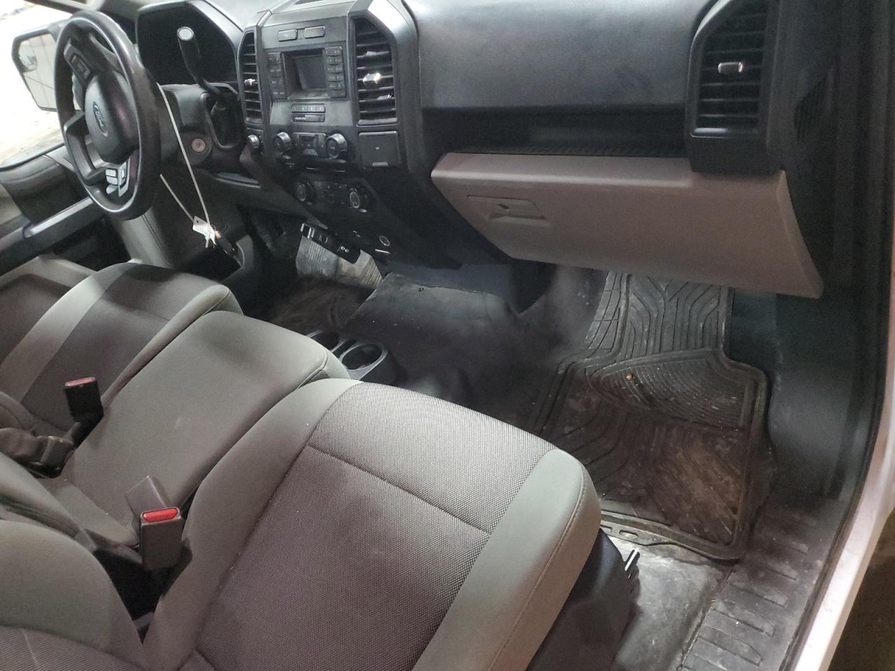 1FTMF1C87GKE24961 2016 Ford F150