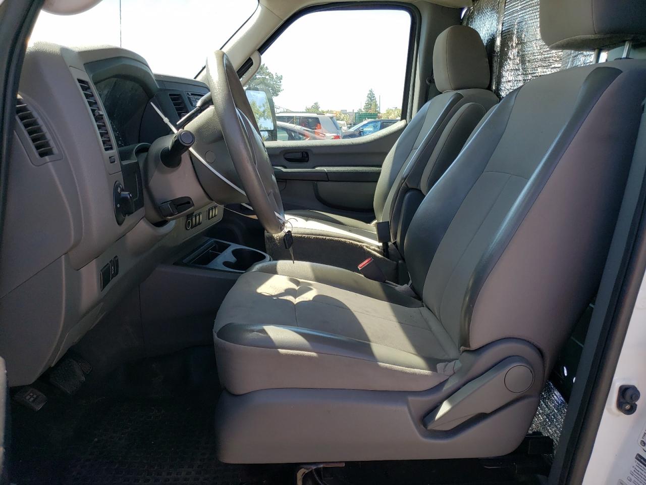 1N6BF0KL8EN102832 2014 Nissan Nv 1500