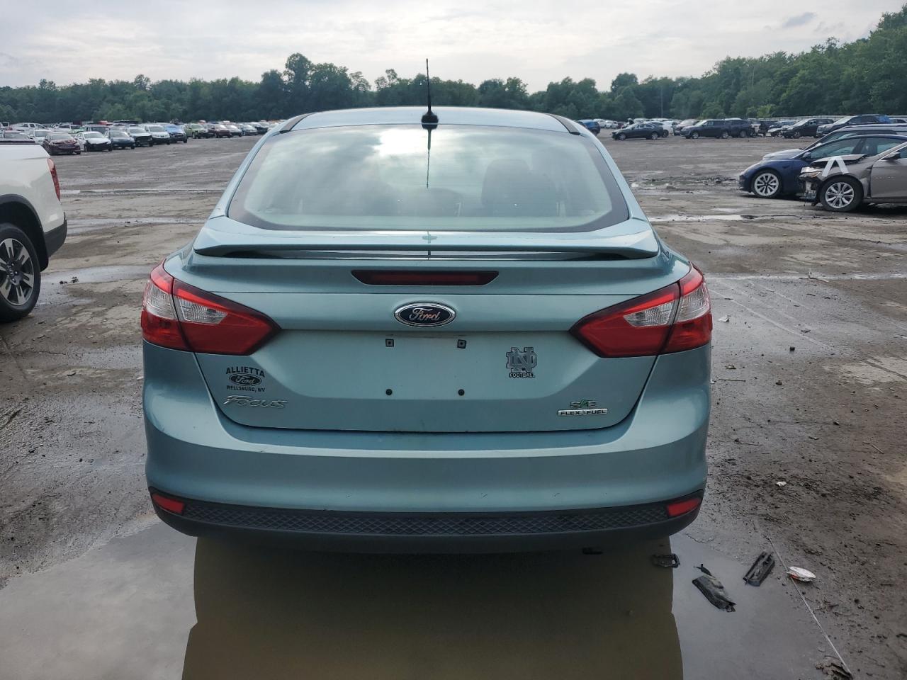 1FAHP3F24CL434259 2012 Ford Focus Se