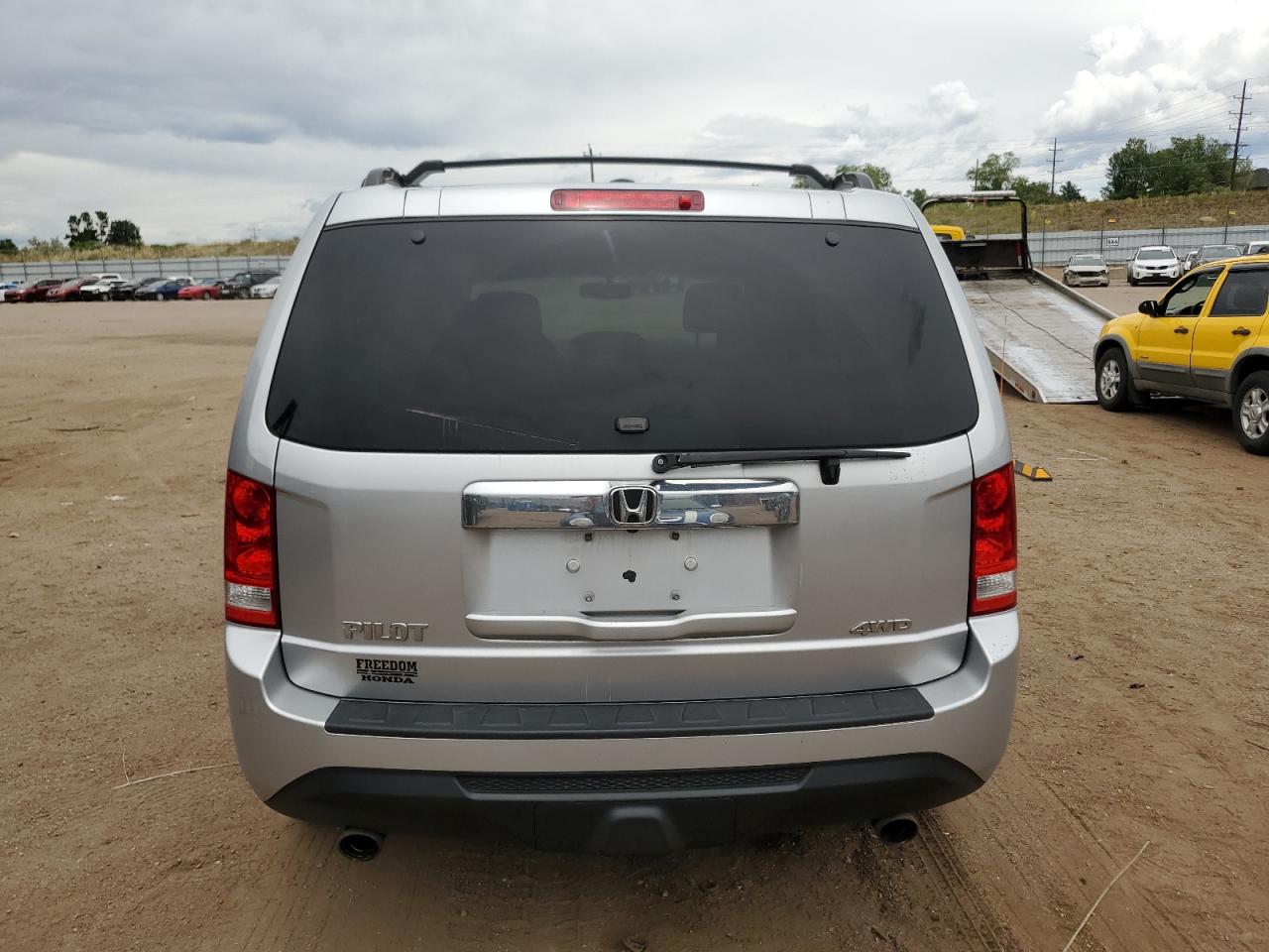 5FNYF4H54FB014681 2015 Honda Pilot Exl