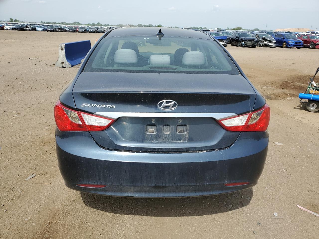 5NPEB4AC8CH377621 2012 Hyundai Sonata Gls