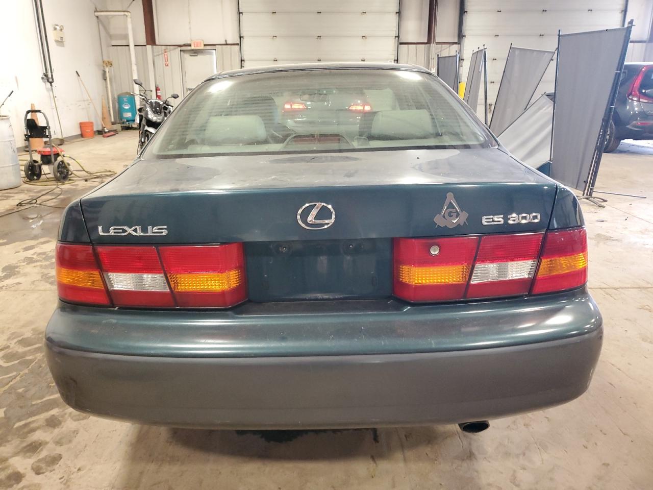 JT8BF22G2V0071476 1997 Lexus Es 300