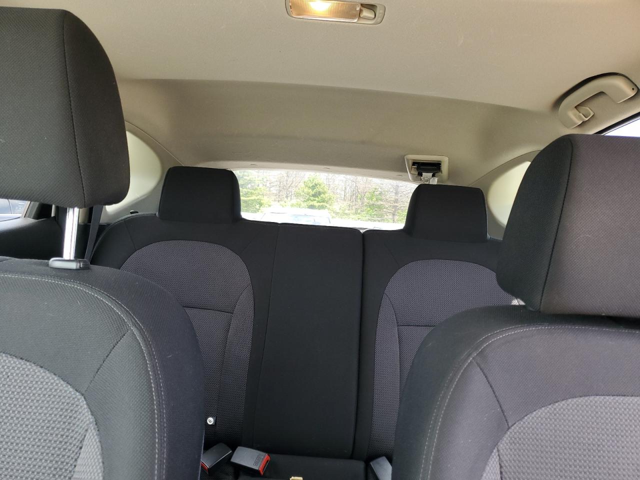 JN8AS5MV7CW359370 2012 Nissan Rogue S