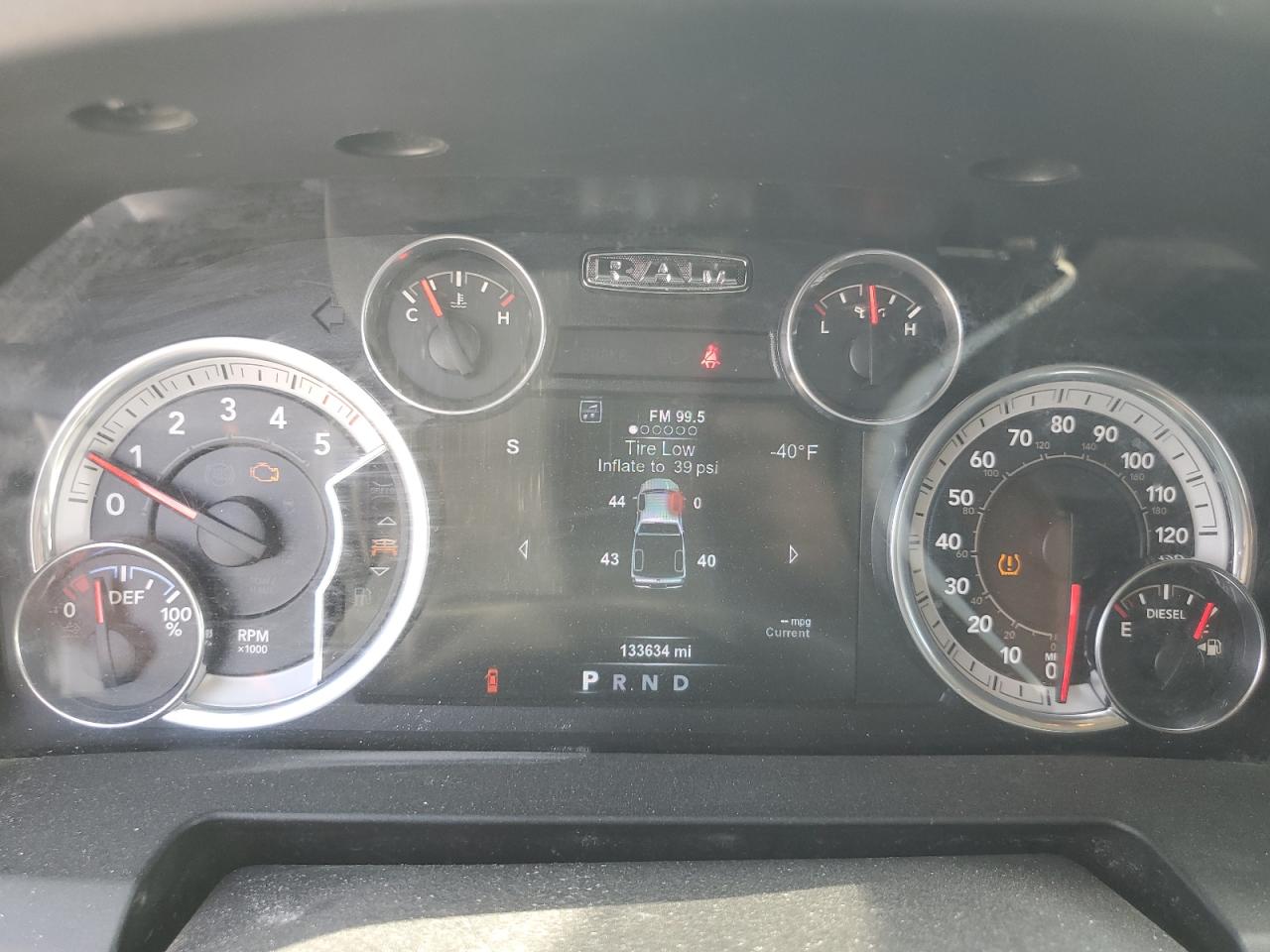 1C6RR6LM5FS580493 2015 Ram 1500 Slt