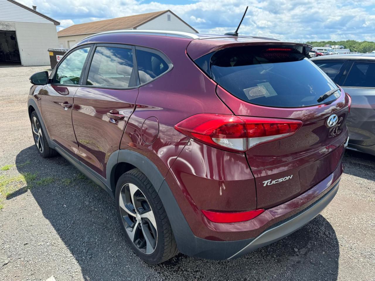 2016 Hyundai Tucson Limited vin: KM8J3CA28GU147727