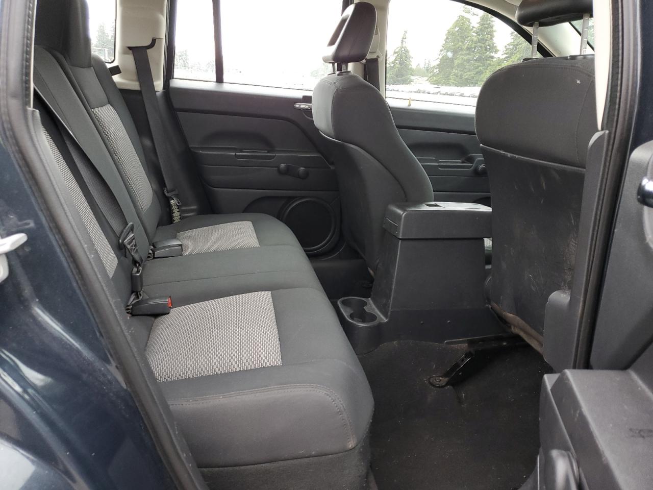 1J8FF47W18D500465 2008 Jeep Compass Sport