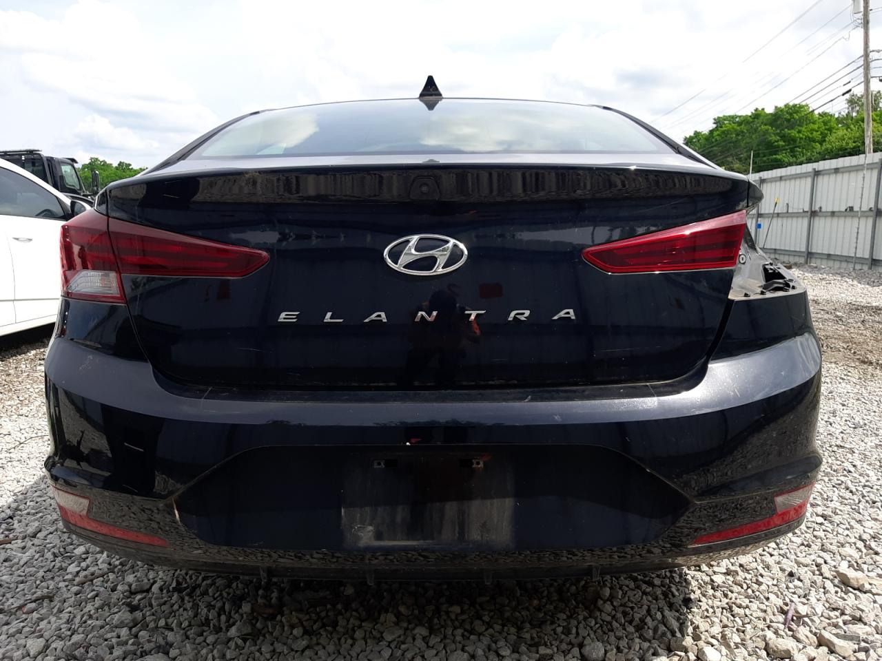 KMHD84LF3KU764014 2019 Hyundai Elantra Sel