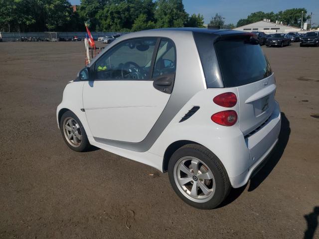 VIN WMEEJ3BAXDK653425 2013 Smart Fortwo, Pure no.2