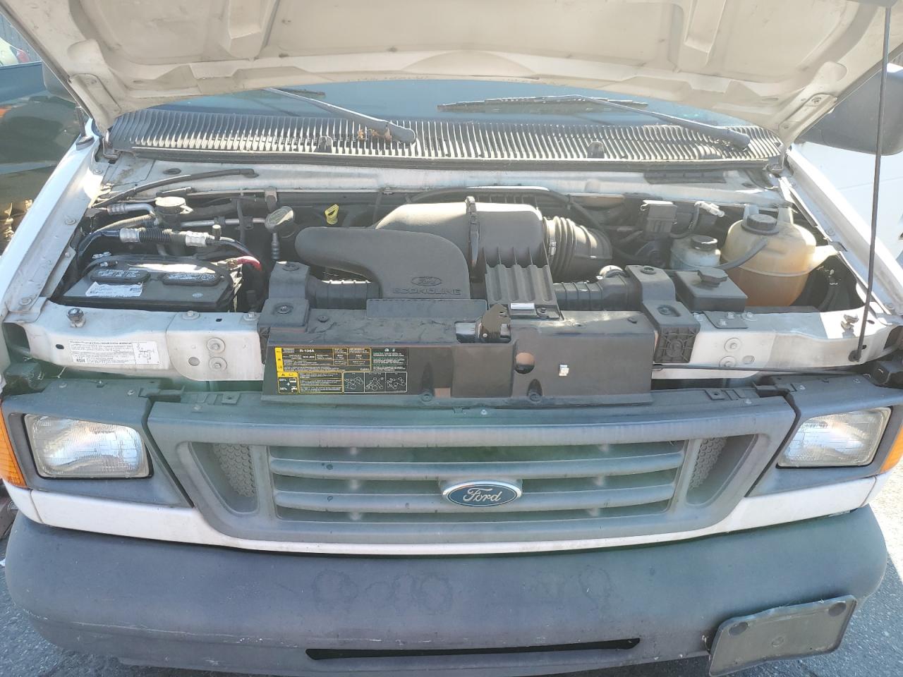 1FTNE24L74HB40514 2004 Ford Econoline E250 Van