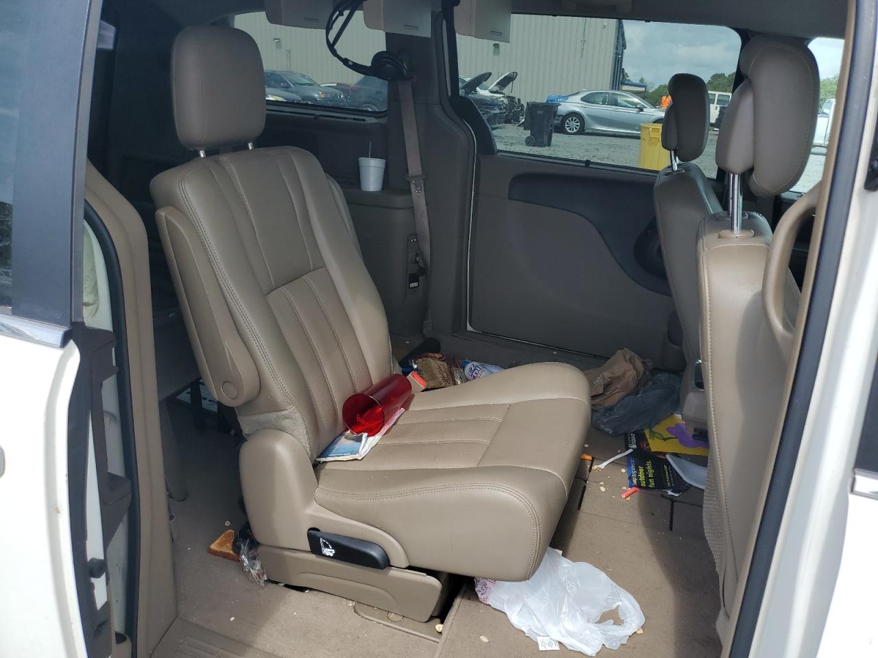 2C4RC1CG0CR227101 2012 Chrysler Town & Country Touring L