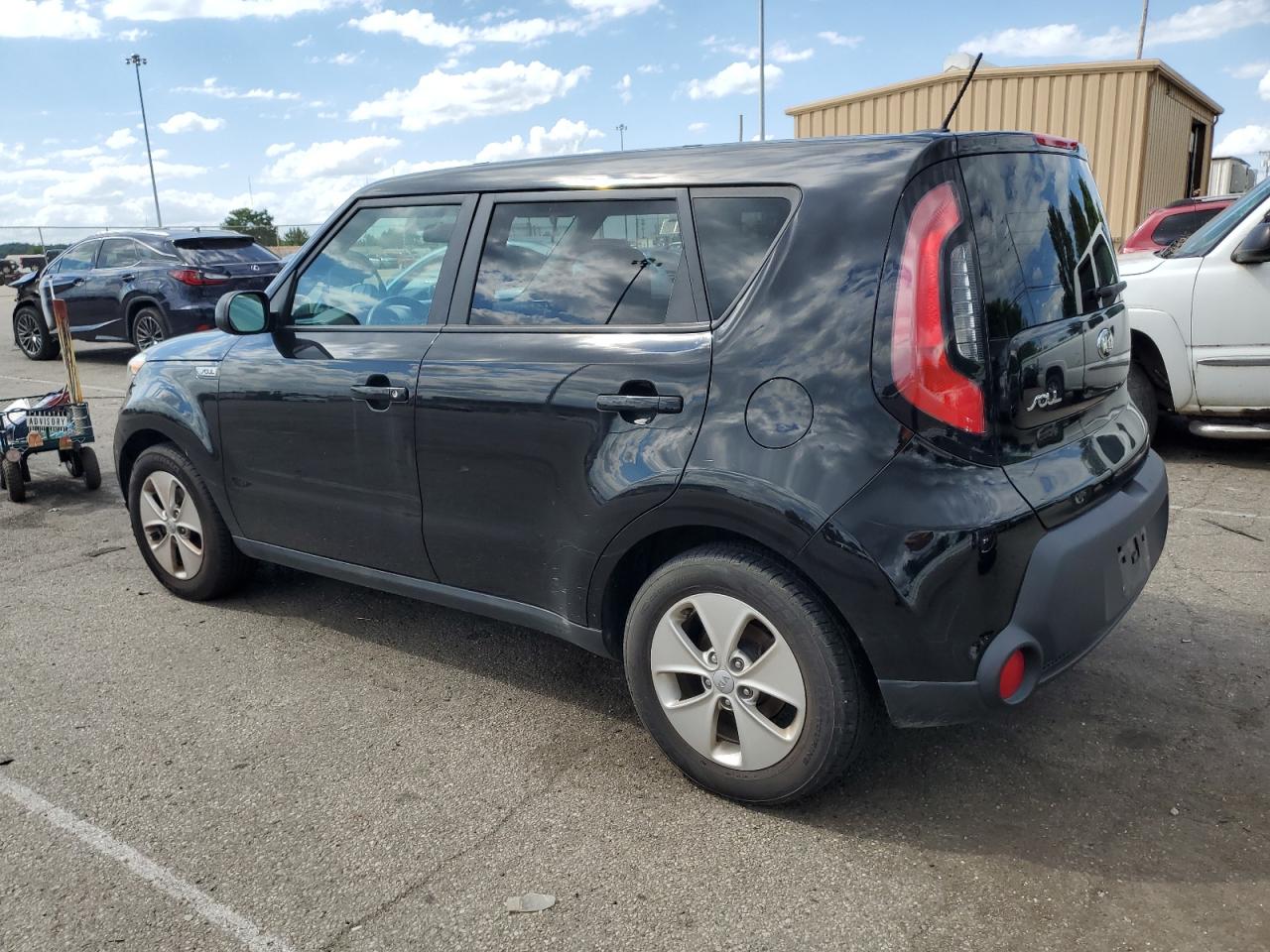 2015 Kia Soul vin: KNDJN2A22F7811414