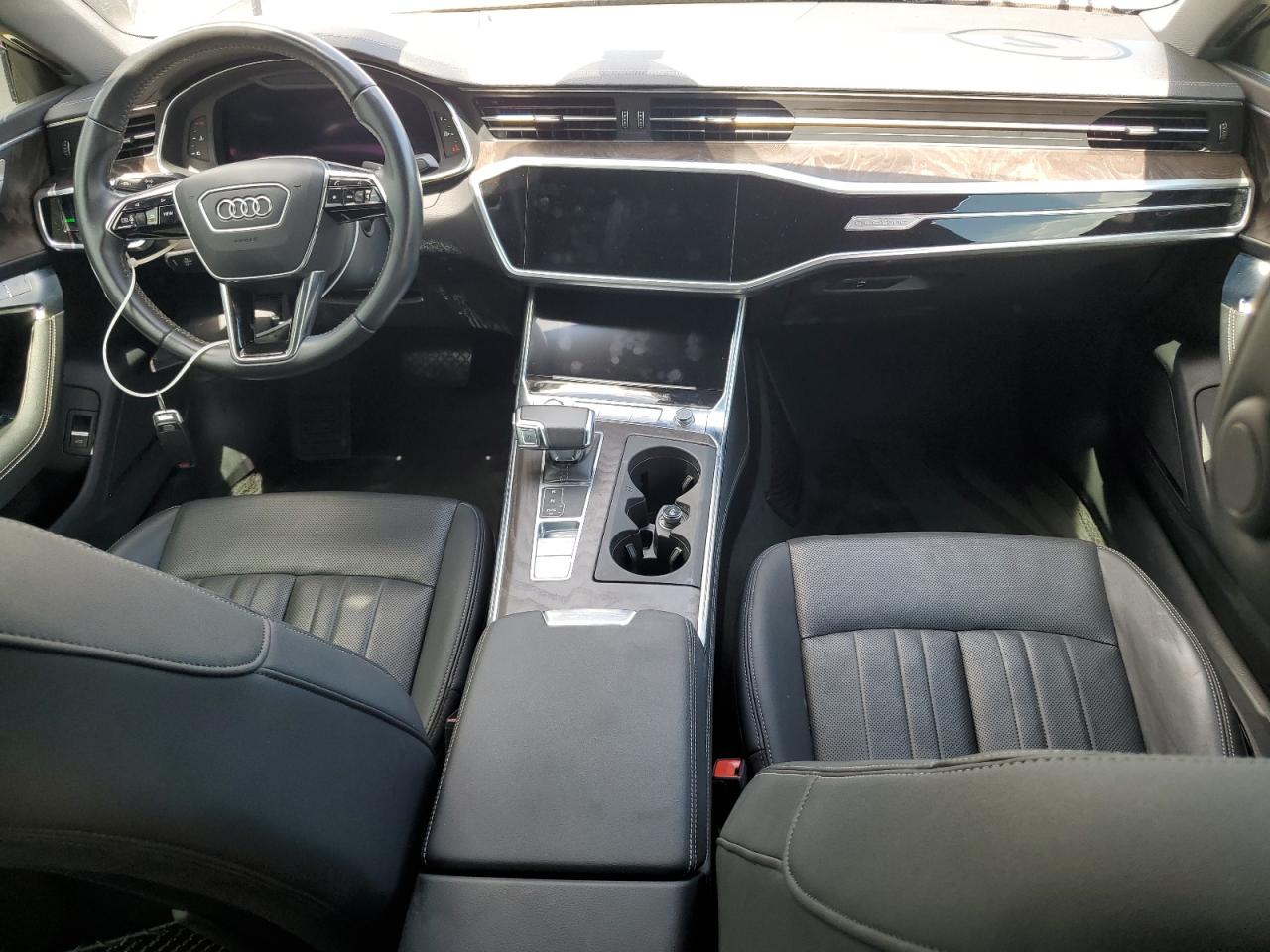 WAUV2AF28KN027383 2019 Audi A7 Prestige S-Line