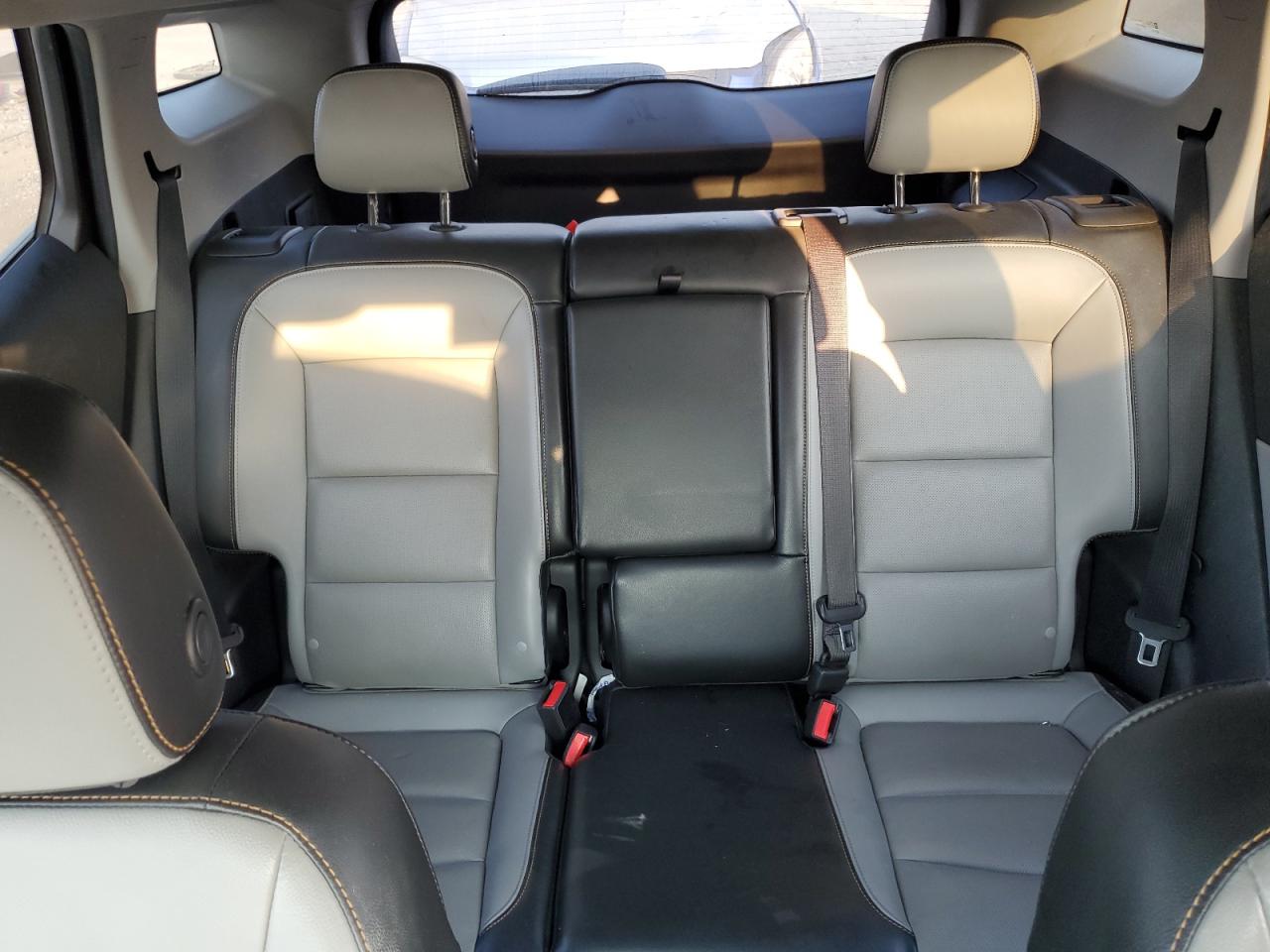 3GKALPEV8KL227570 2019 GMC Terrain Slt