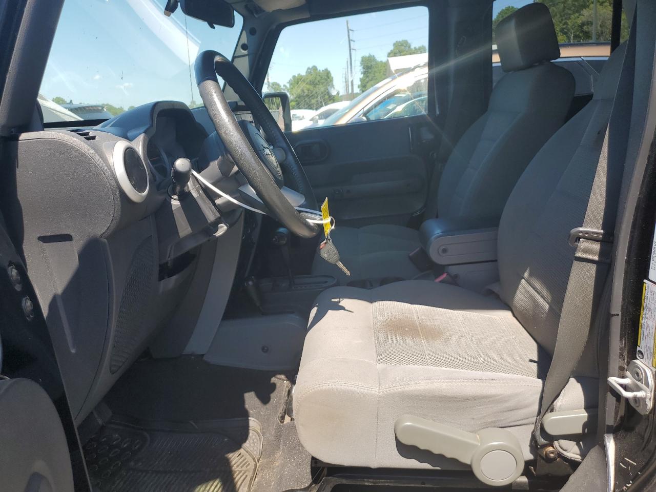 1J4GA59129L766144 2009 Jeep Wrangler Unlimited Sahara