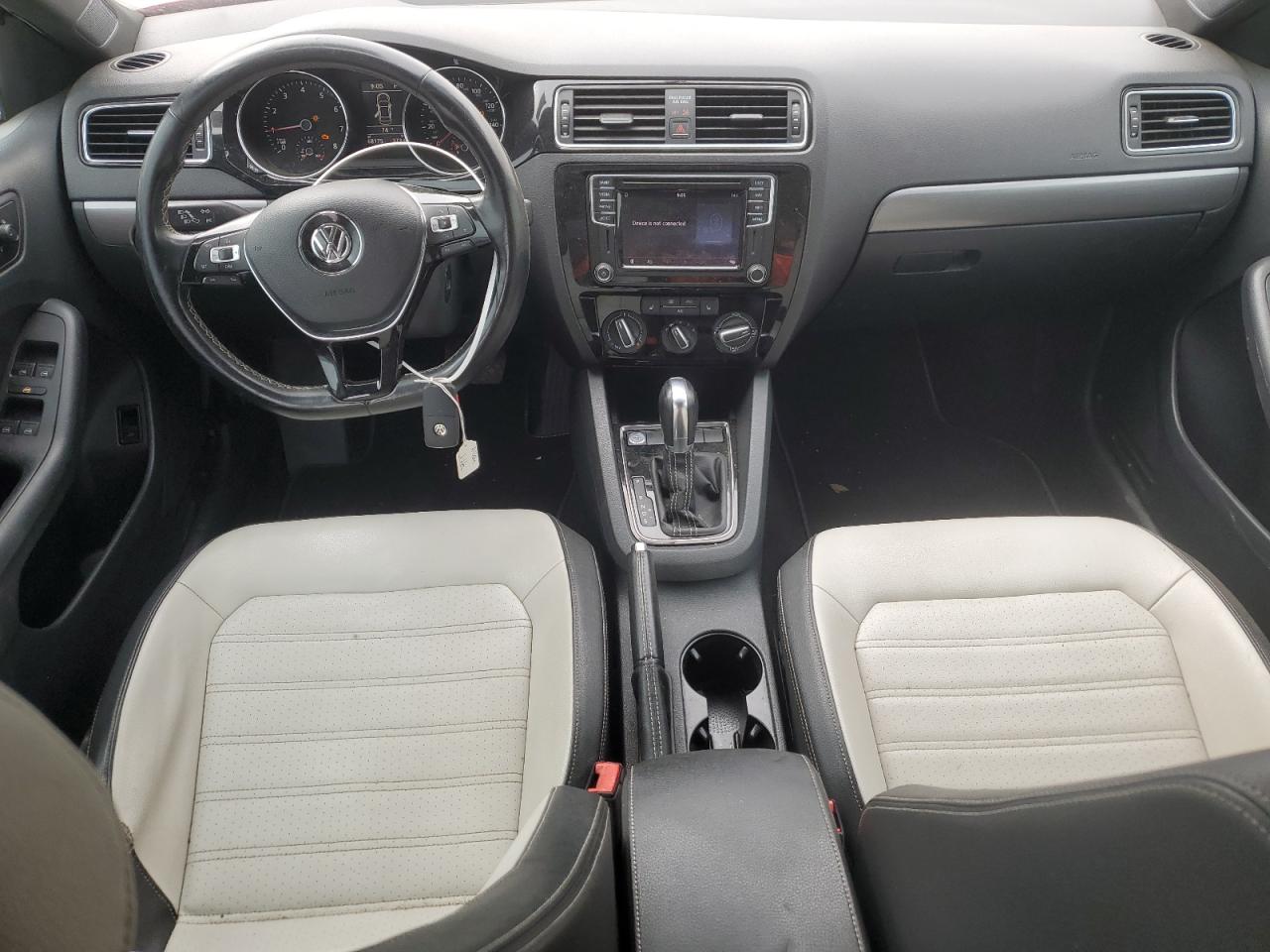 3VWD17AJ9GM236651 2016 Volkswagen Jetta Sport