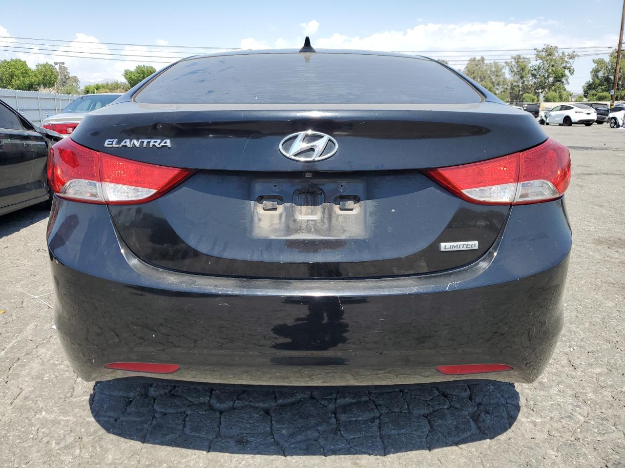 2013 Hyundai Elantra Gls vin: KMHDH4AEXDU962697