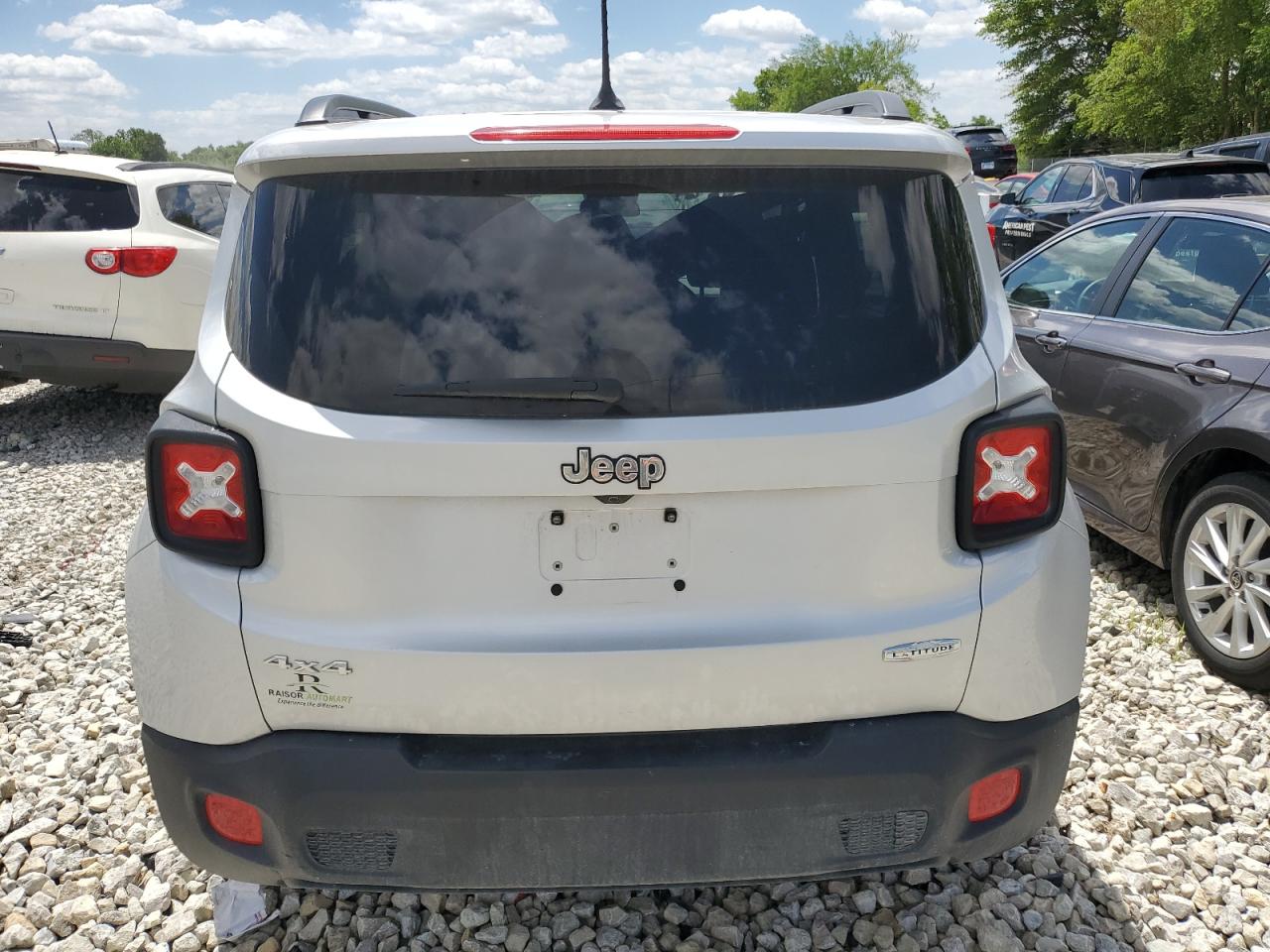 ZACCJBBT1GPD53977 2016 Jeep Renegade Latitude