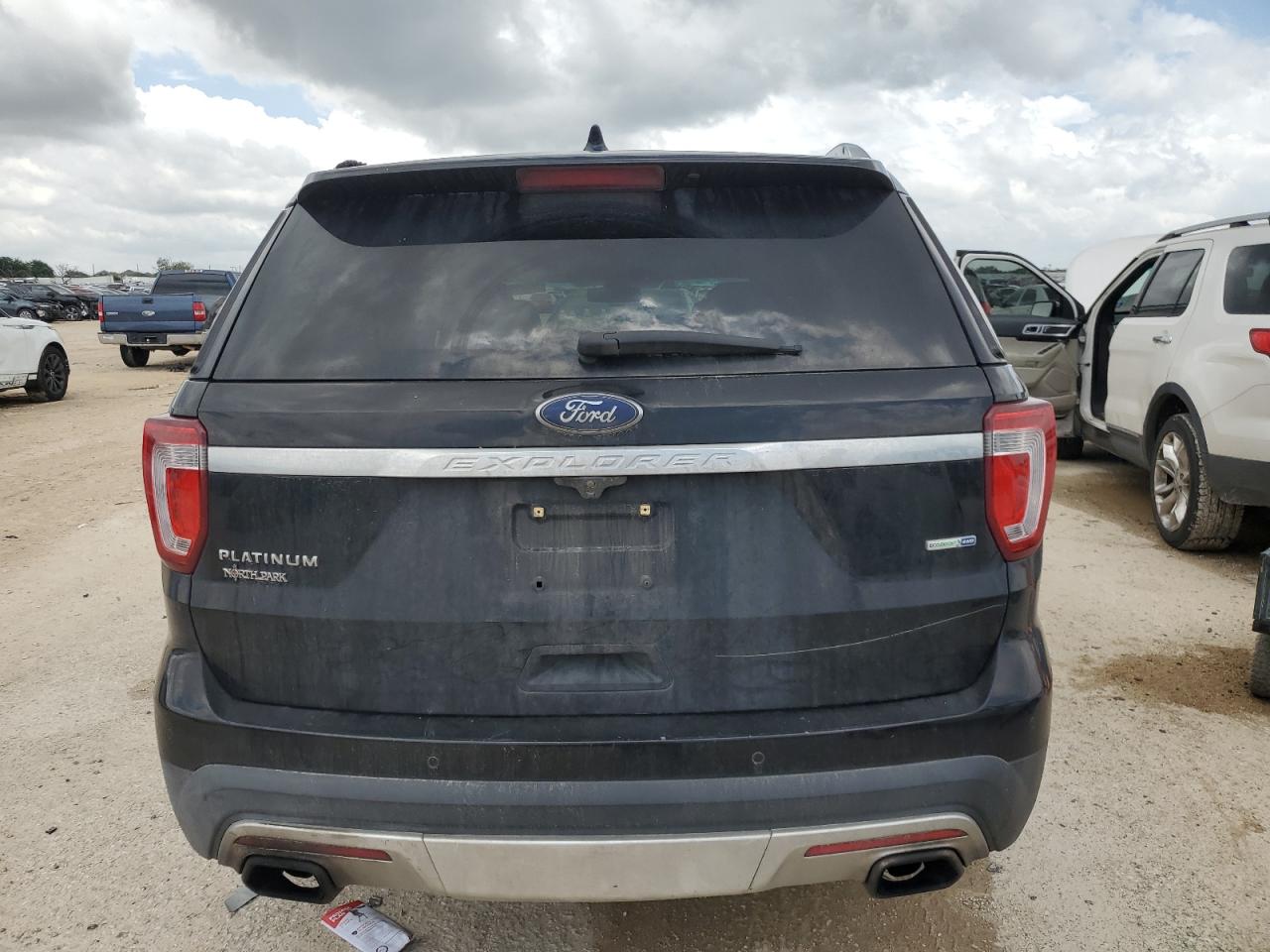 1FM5K8HT5GGC12354 2016 Ford Explorer Platinum