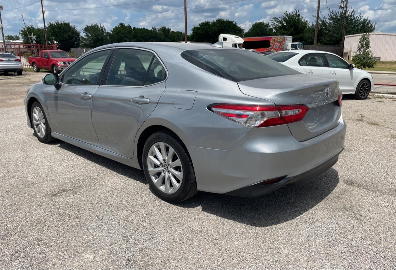 2019 Toyota Camry L vin: 4T1B11HK3KU239552