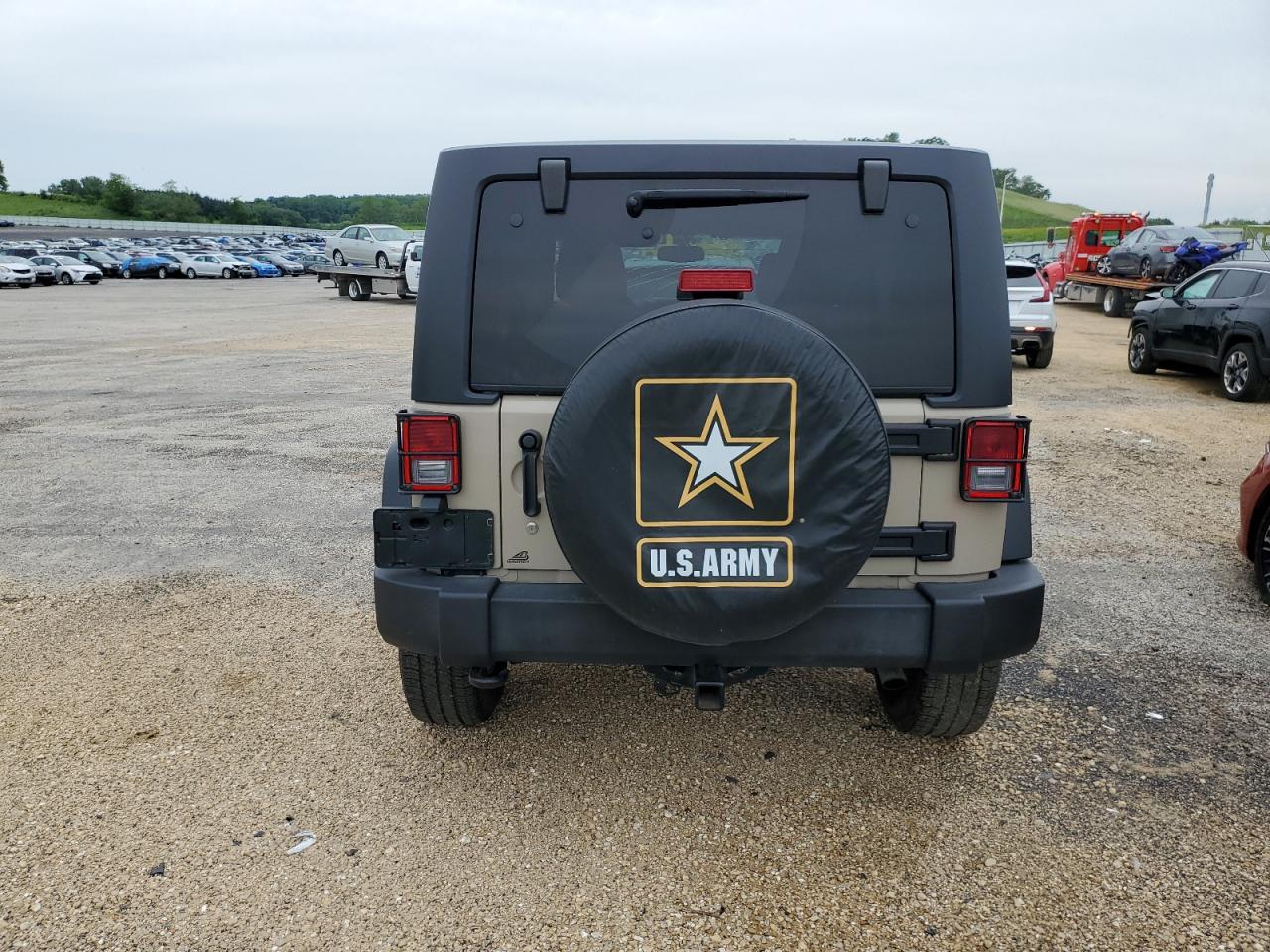 1C4BJWDG0GL243686 2016 Jeep Wrangler Unlimited Sport