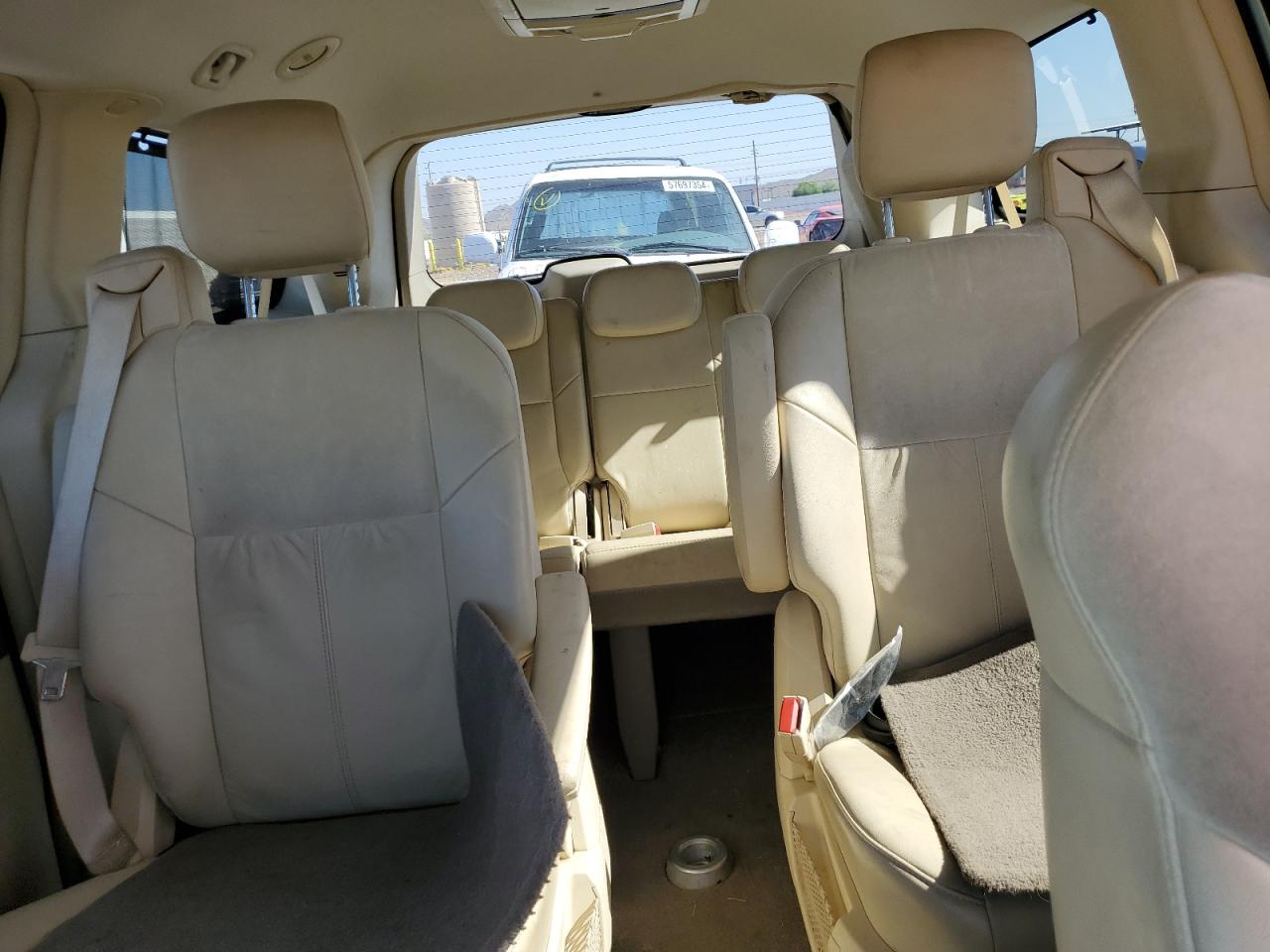 2A8HR64X08R663176 2008 Chrysler Town & Country Limited