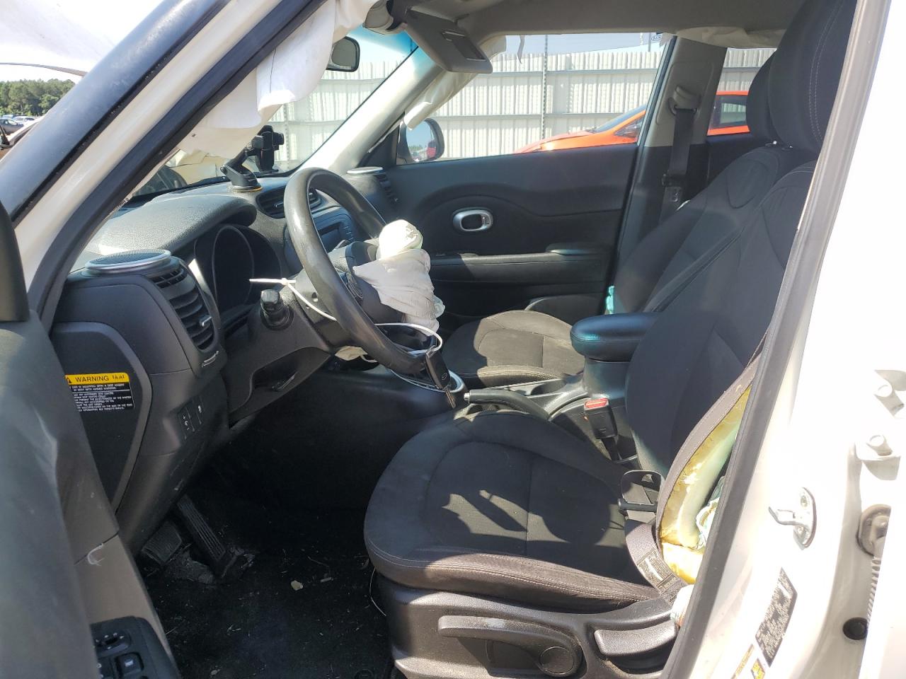 KNDJN2A20G7370822 2016 Kia Soul