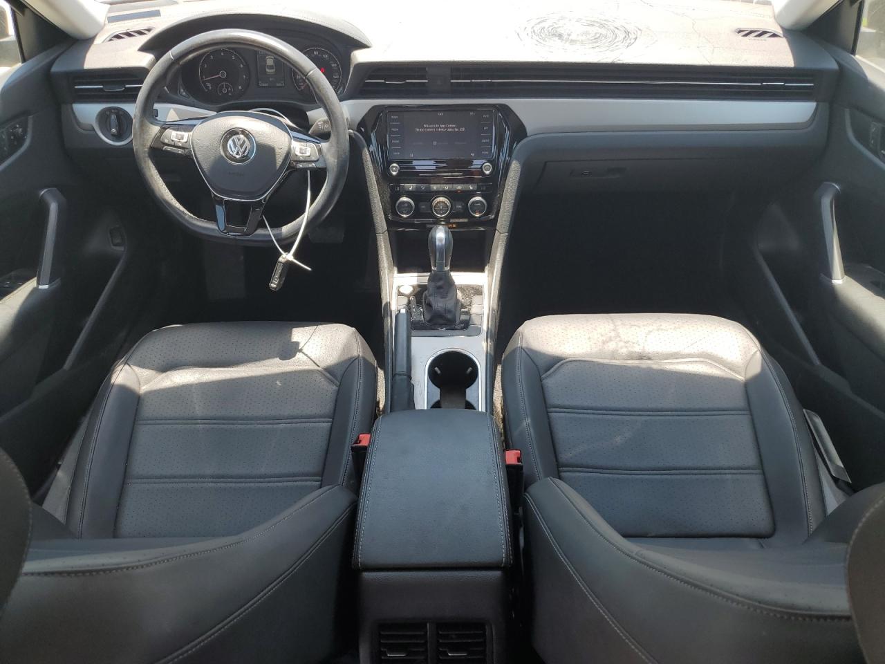 1VWSA7A35LC020588 2020 Volkswagen Passat Se